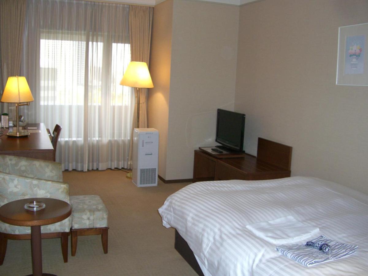 Hotel Nakanoshima Plaza Osaka Zewnętrze zdjęcie